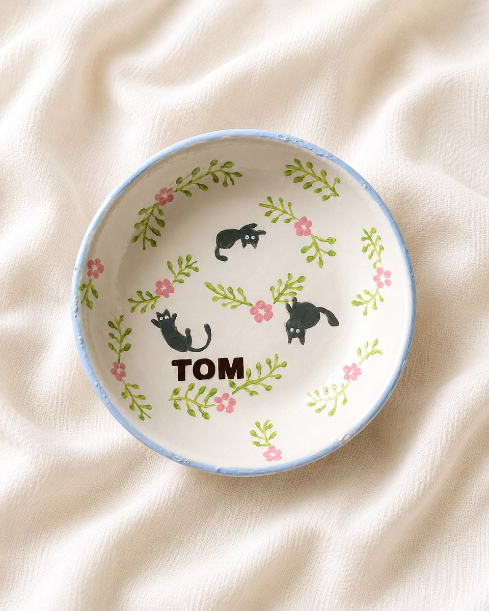 Hand-painted personalized cat name trinket dish